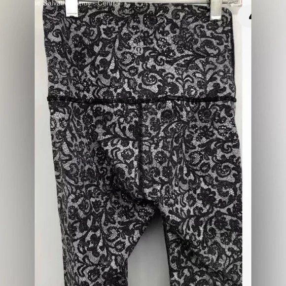 #34 Lululemon Wunder Under Pant (Hi-Rise)
Mini Cinder Lace White Black - Sz - Picture 5 of 10